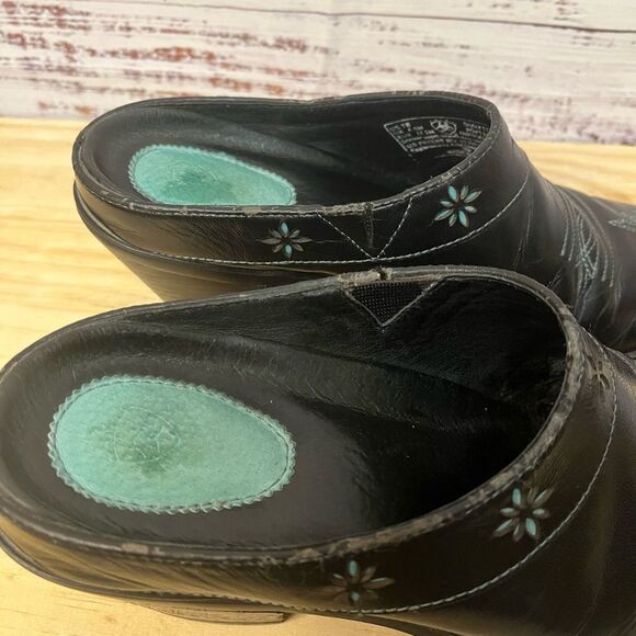 ARIAT 13301 WESTERN COWBOY MULE BOOTIE POINTY TOE BLACK TURQUOISE WOMEN’S 7B - Picture 5 of 12